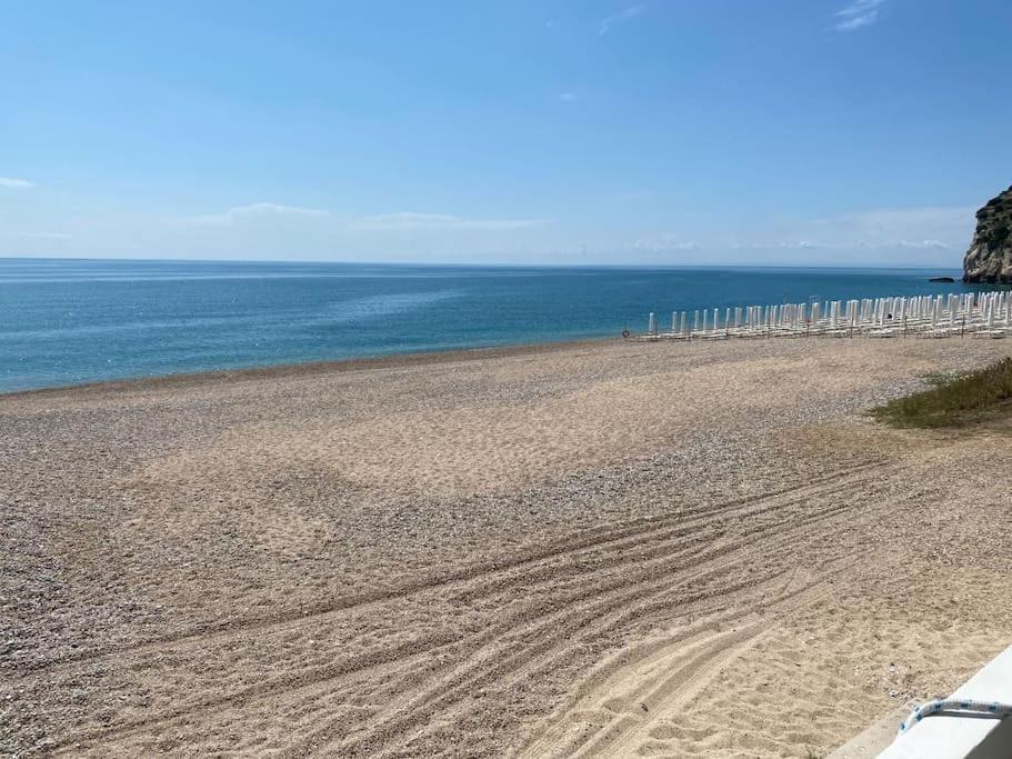 מאטינאטה Appartamenti Sul Mare Da Antonino מראה חיצוני תמונה